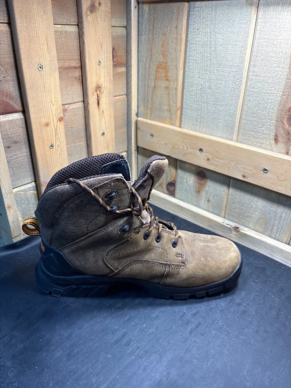 Wolverine W10648 Brown Waterproof Work Boots Men's US 10.5 EW UK 9.5 EU 43.5